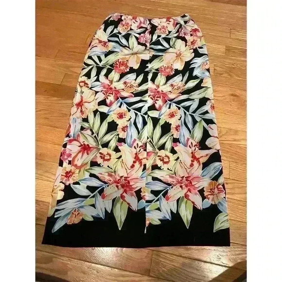 Talbots Women's A-Line Floral Silk Skirt Size 6 Multicolor Knee Length - Picture 6 of 7